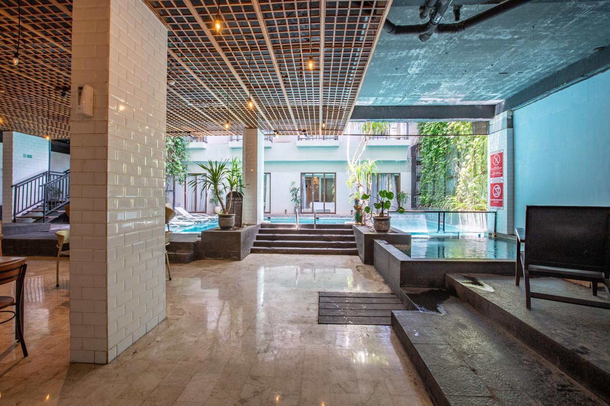 Liberta Seminyak Hotel Luaran gambar